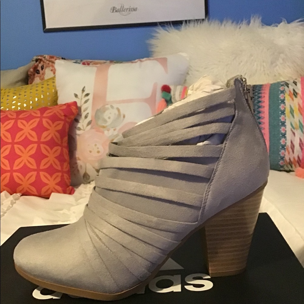 Gray Suede Lined Ankle Heeled Bootie